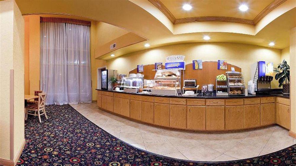 Holiday Inn Express Hotel & Suites Louisville South-Hillview, An Ihg Hotel Buitenkant foto