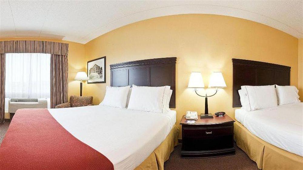 Holiday Inn Express Hotel & Suites Louisville South-Hillview, An Ihg Hotel Buitenkant foto
