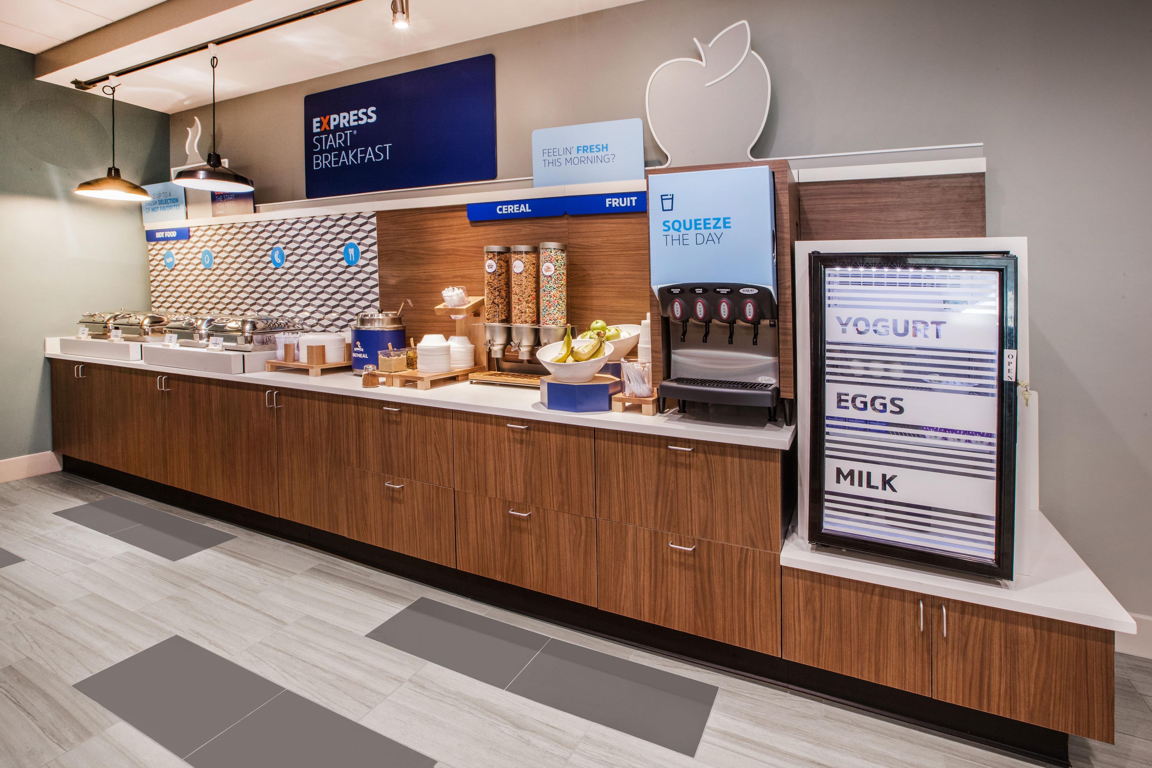 Holiday Inn Express Hotel & Suites Louisville South-Hillview, An Ihg Hotel Buitenkant foto