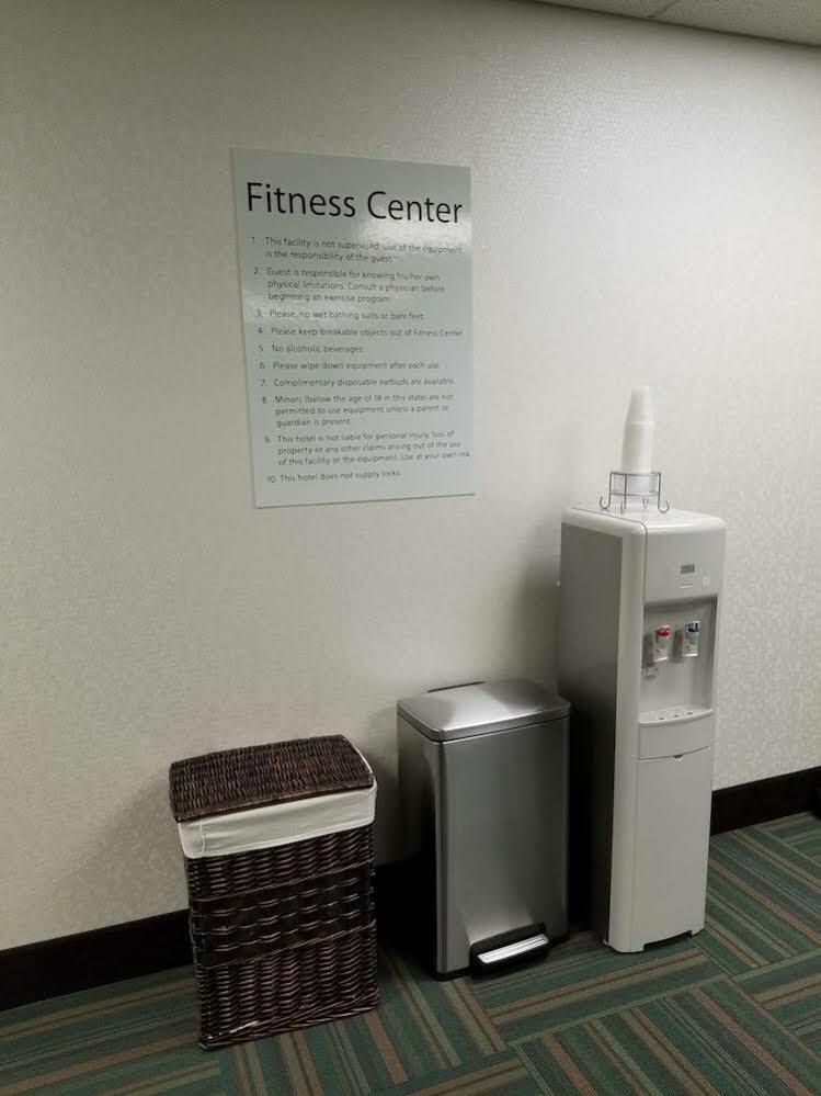 Holiday Inn Express Hotel & Suites Louisville South-Hillview, An Ihg Hotel Buitenkant foto